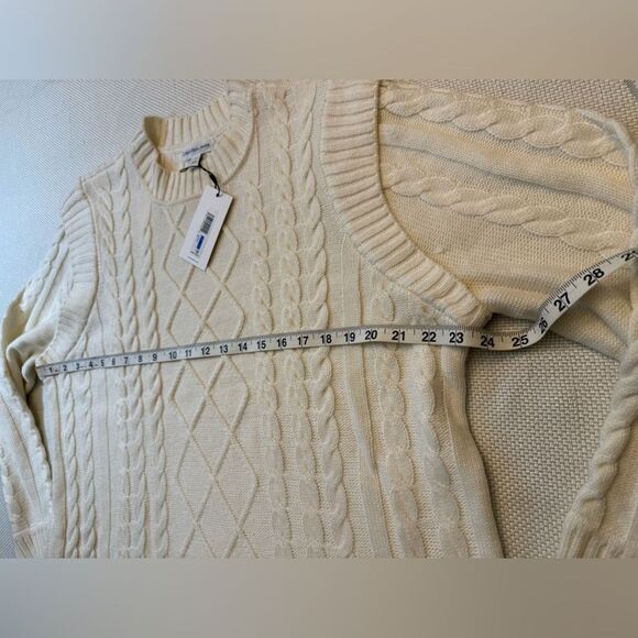NWT Calvin Klein cable knit sweater with unique sleeves. Size XL ivory cream - Picture 8 of 11
